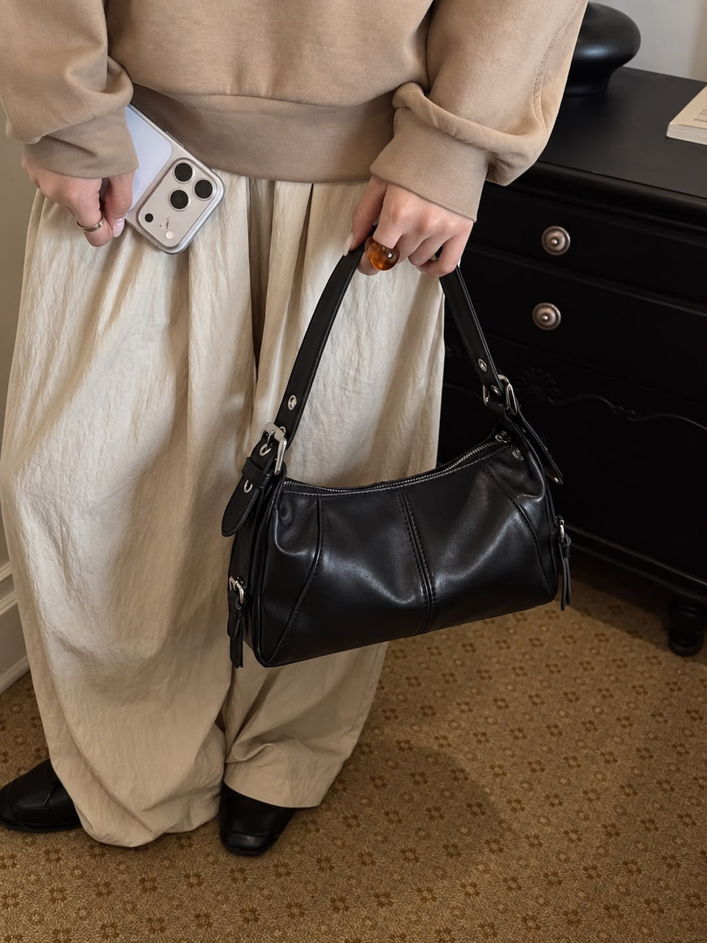 Cartera Dakota